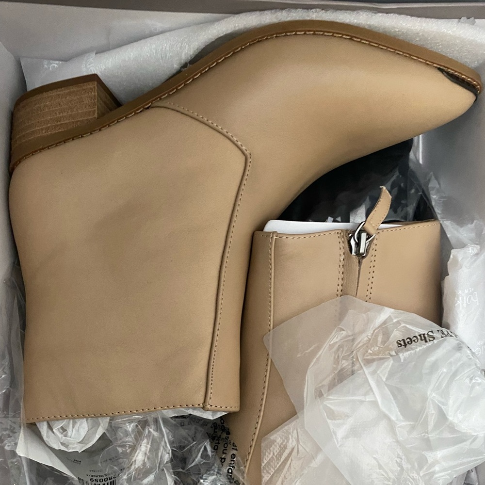 NWT Botkier boots size 7.5